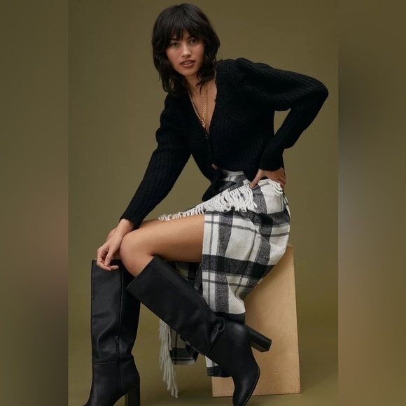 NWT - Anthropologie Timeless Puffed Sleeve Button Front Cardigan - Picture 1 of 3